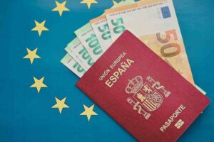 pasaporte y dinero
