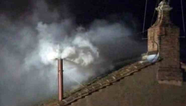 humo de la sistina