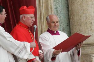 cardenal anuncia papa