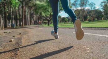 Más que zancadas: estos corredores convierten cada carrera en una oración por el mundo