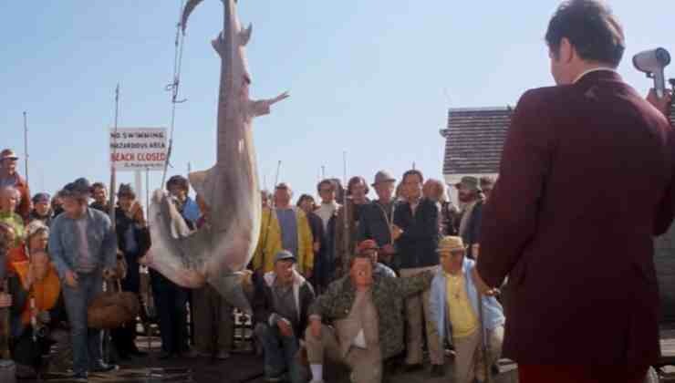 scena Jaws