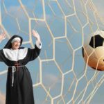 monja y cancha futbol