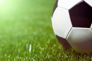 pelota en la cancha