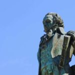 goya statua